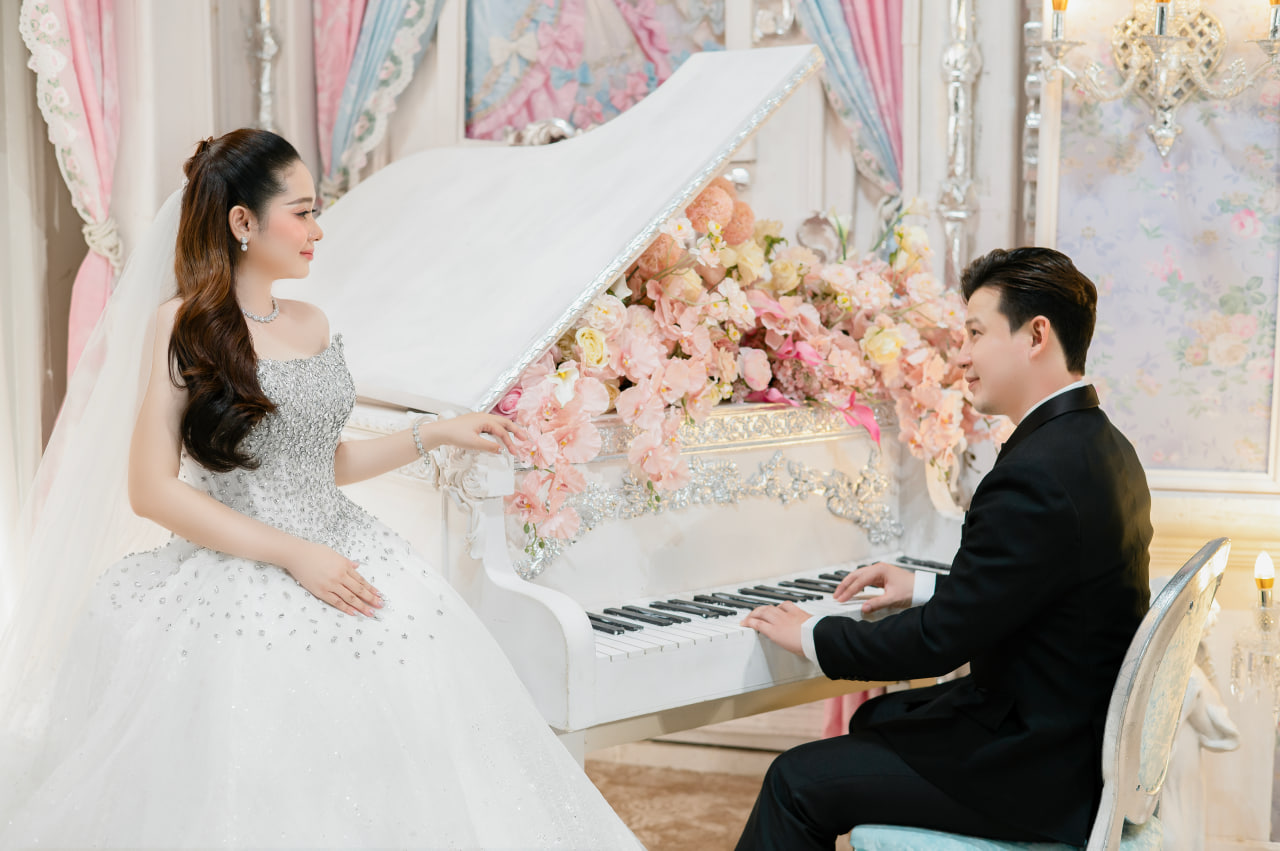 Couple Main Photo